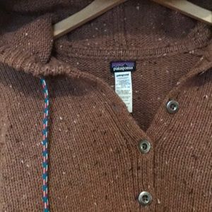 Patagonia merino hooded sweater